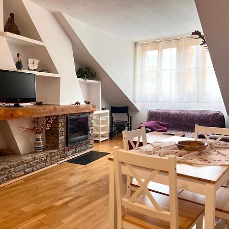 Apartamento Centrico Con Parking- Rialp Exterior foto