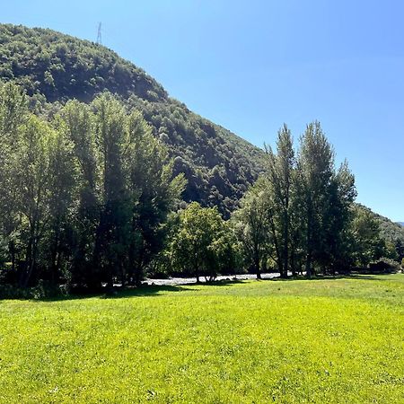 Apartamento Centrico Con Parking- Rialp Exterior foto