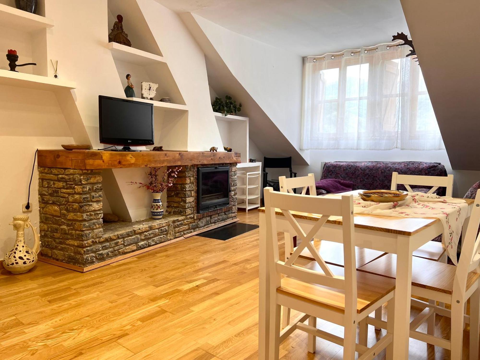 Apartamento Centrico Con Parking- Rialp Exterior foto